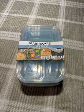 Farberware 8-Piece Meal Prep Set with Light Blue Lids